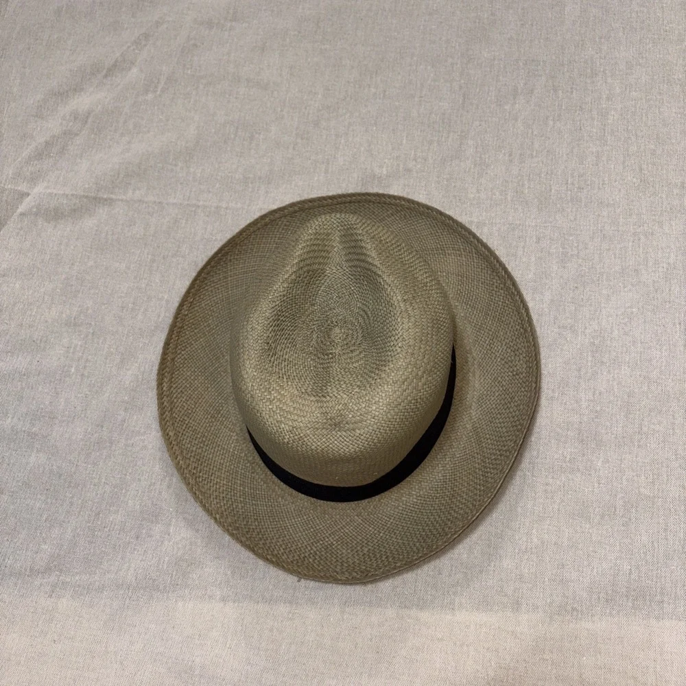 Genuine Montecristi Fedora Hat Size 56 Avocado Green Straw Ecuador Panama UNESCO